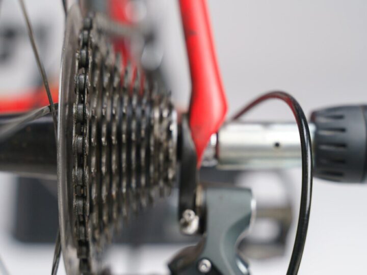 Przegląd i klasyfikacja przerzutek Shimano – co warto wiedzieć?