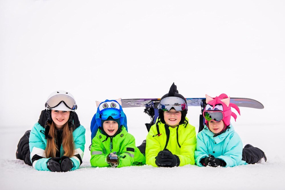 Jak dobrać narty dla dziecka – poradnik krok po kroku