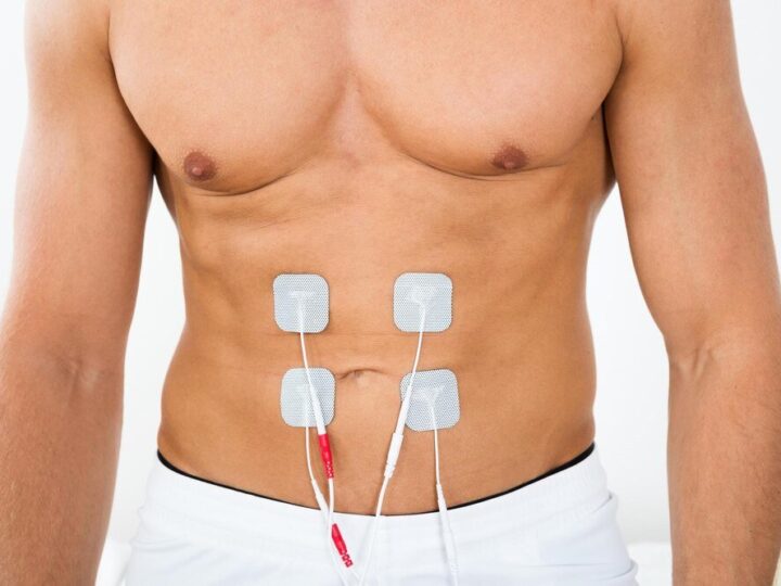 Elektrostymulator mięśni brzucha – efekty w praktycznym treningu