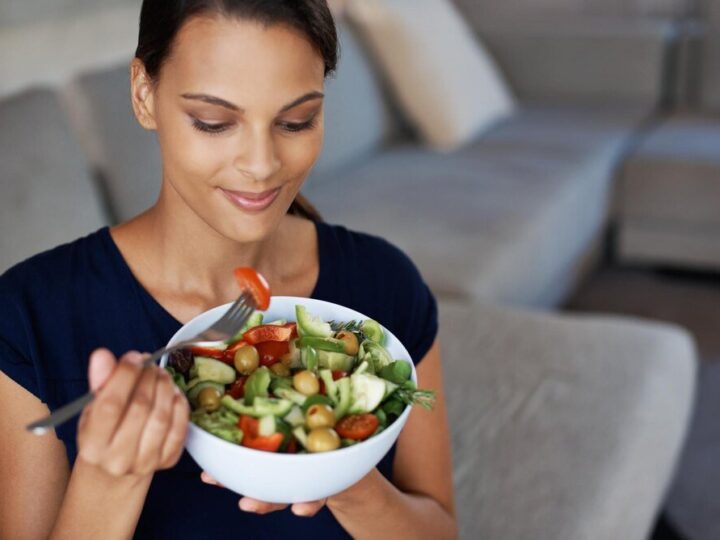 Jak nie czuć głodu – skuteczne triki i strategie