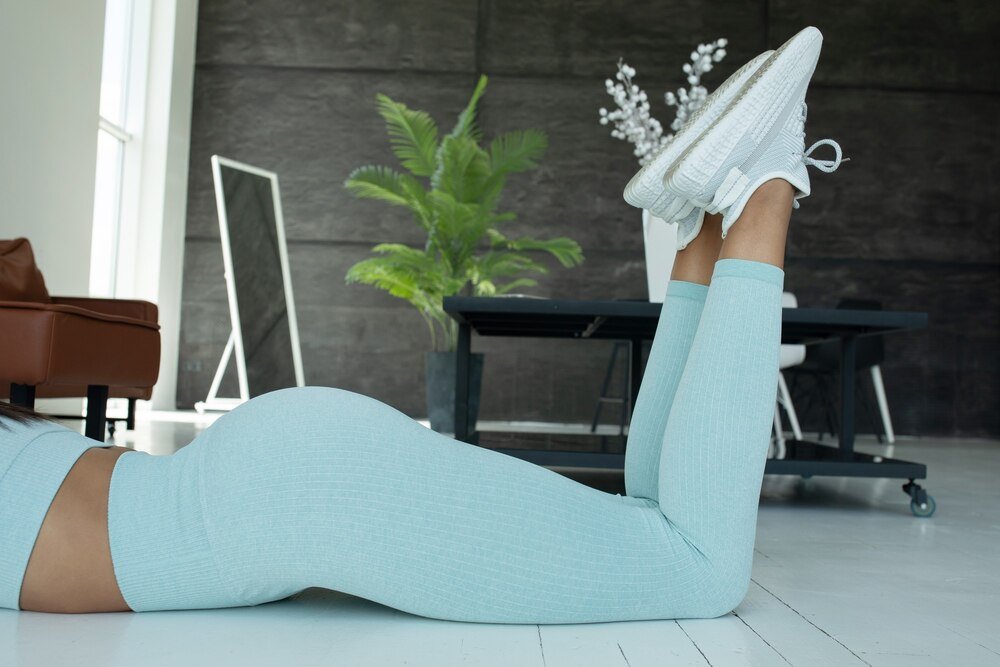 Najlepsze ćwiczenia na nogi – plan treningowy dla kobiet i mężczyzn